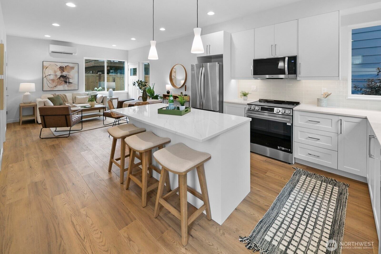 Seattle Townhome: 9218 4th Ave NW