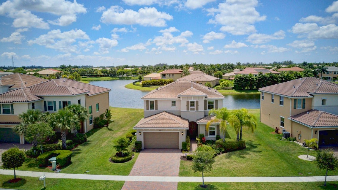 wellington House: 2916 Payson Way