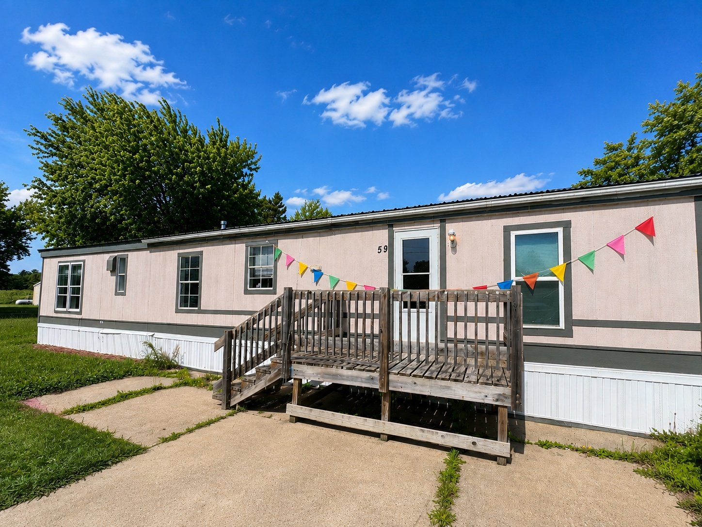 Marshalltown House: 2552 Smith Ave.,