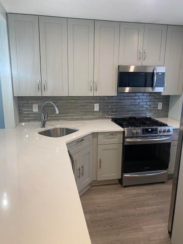Boca Raton Condo: 200 E Royal Palm Road 4080