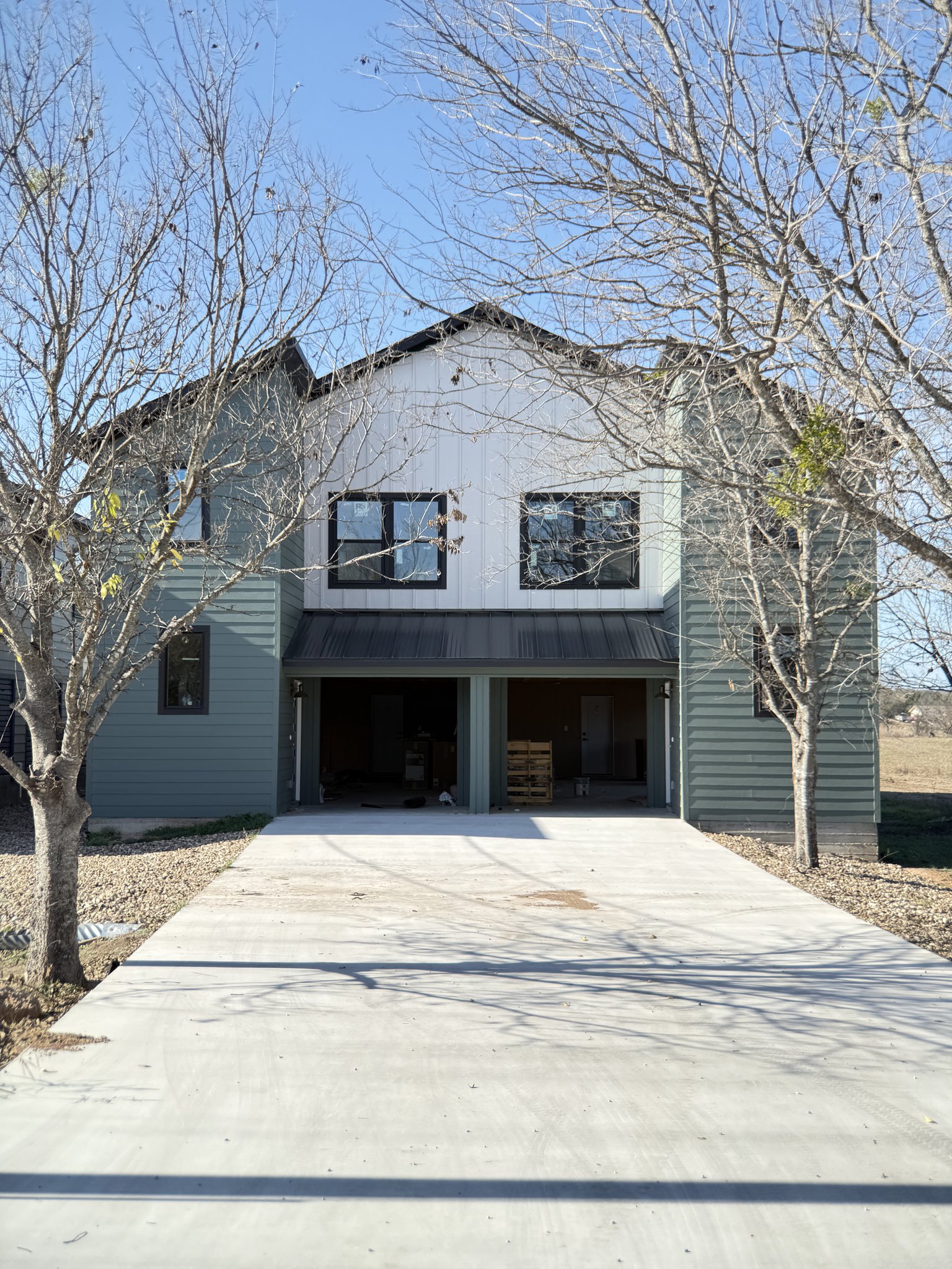 Marble Falls Townhome: 304 South Avenue P