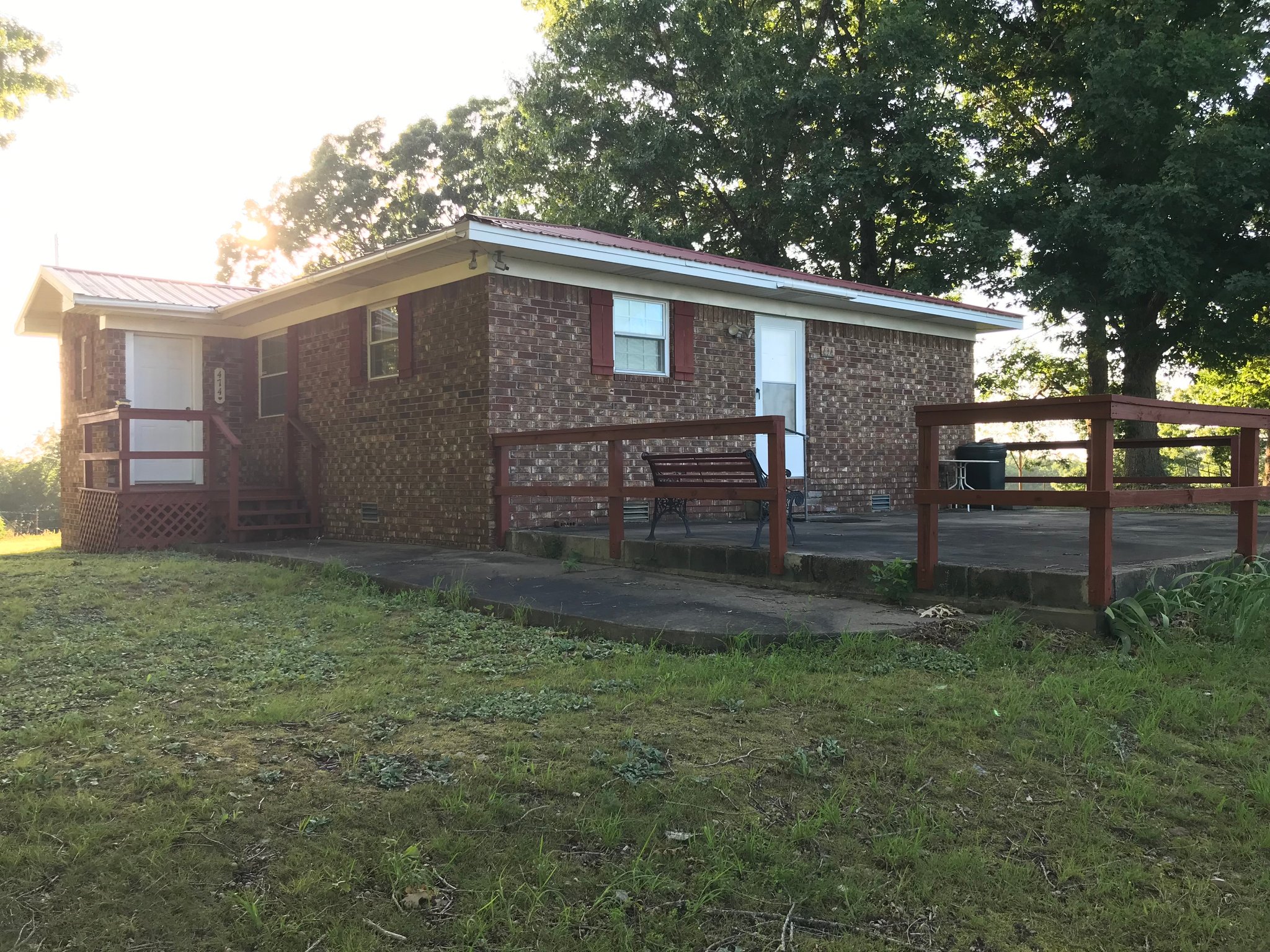Marshall House: 474 Roadrunner Ln