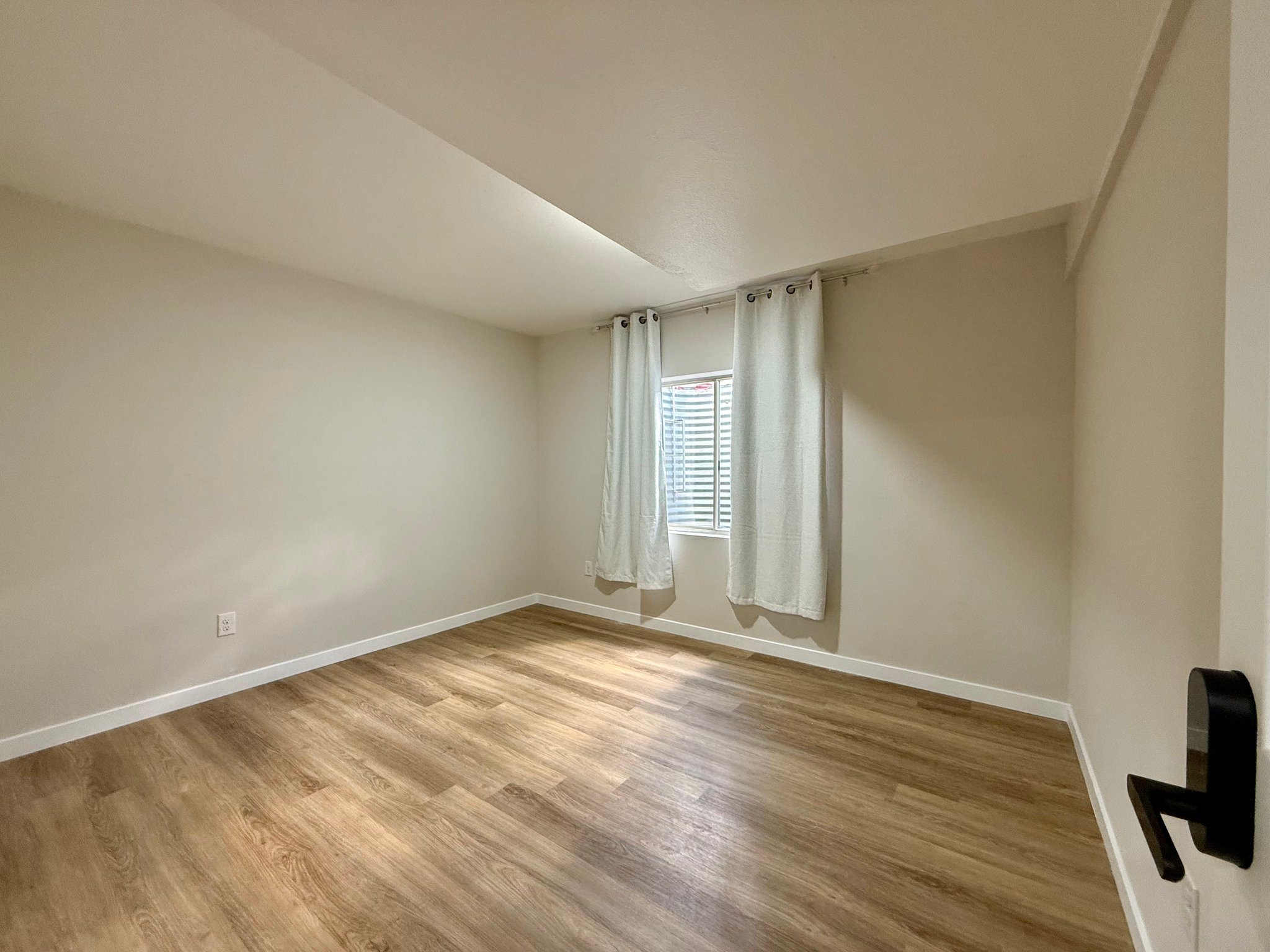Fort Collins Single Room: 411 Ruby Dr