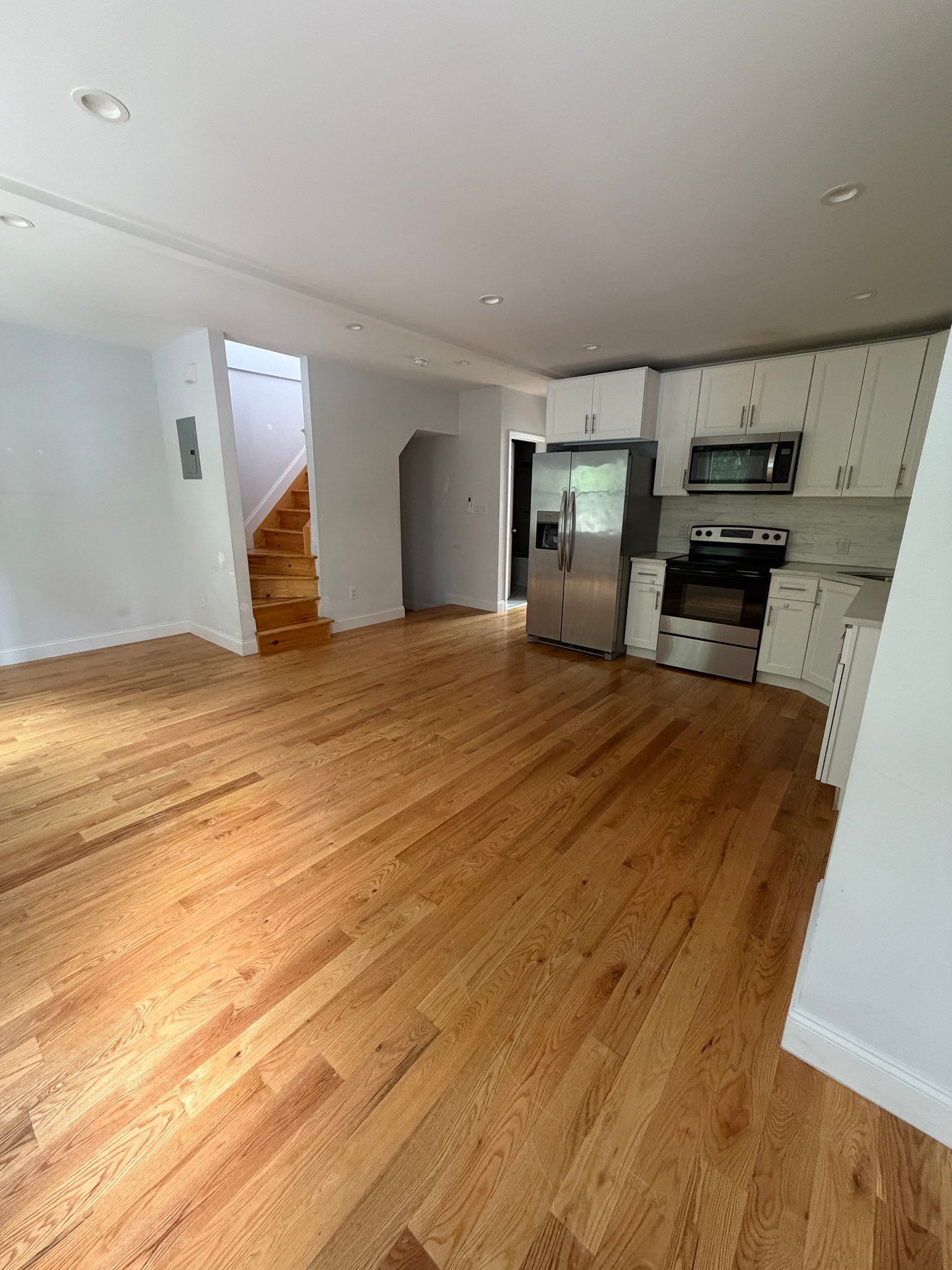 Bronx Multiplex: 2760 Bainbridge Ave