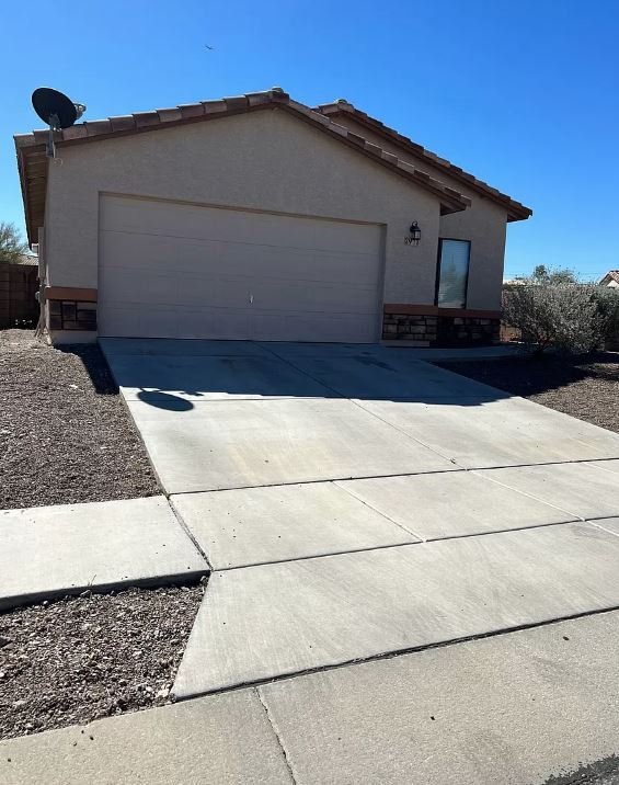Tucson House: 2912 North Xochi Pilli Drive