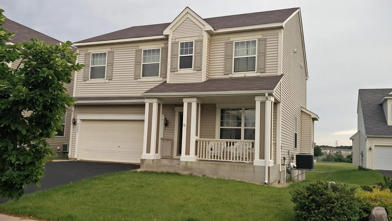 Maple Grove House: 8487 Jonquil Lane N