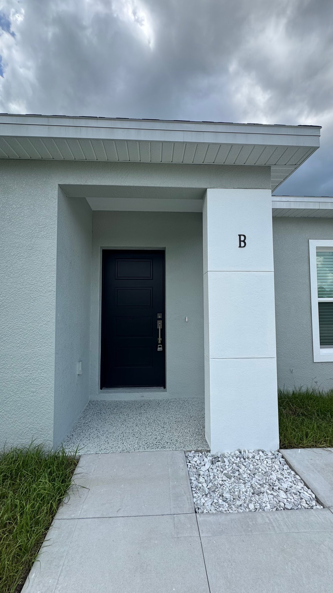 Deltona Multiplex: 2232 Fernwood St