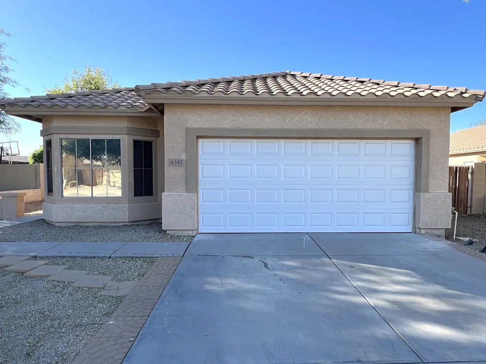 Phoenix House: 6348 W Hilton Ave