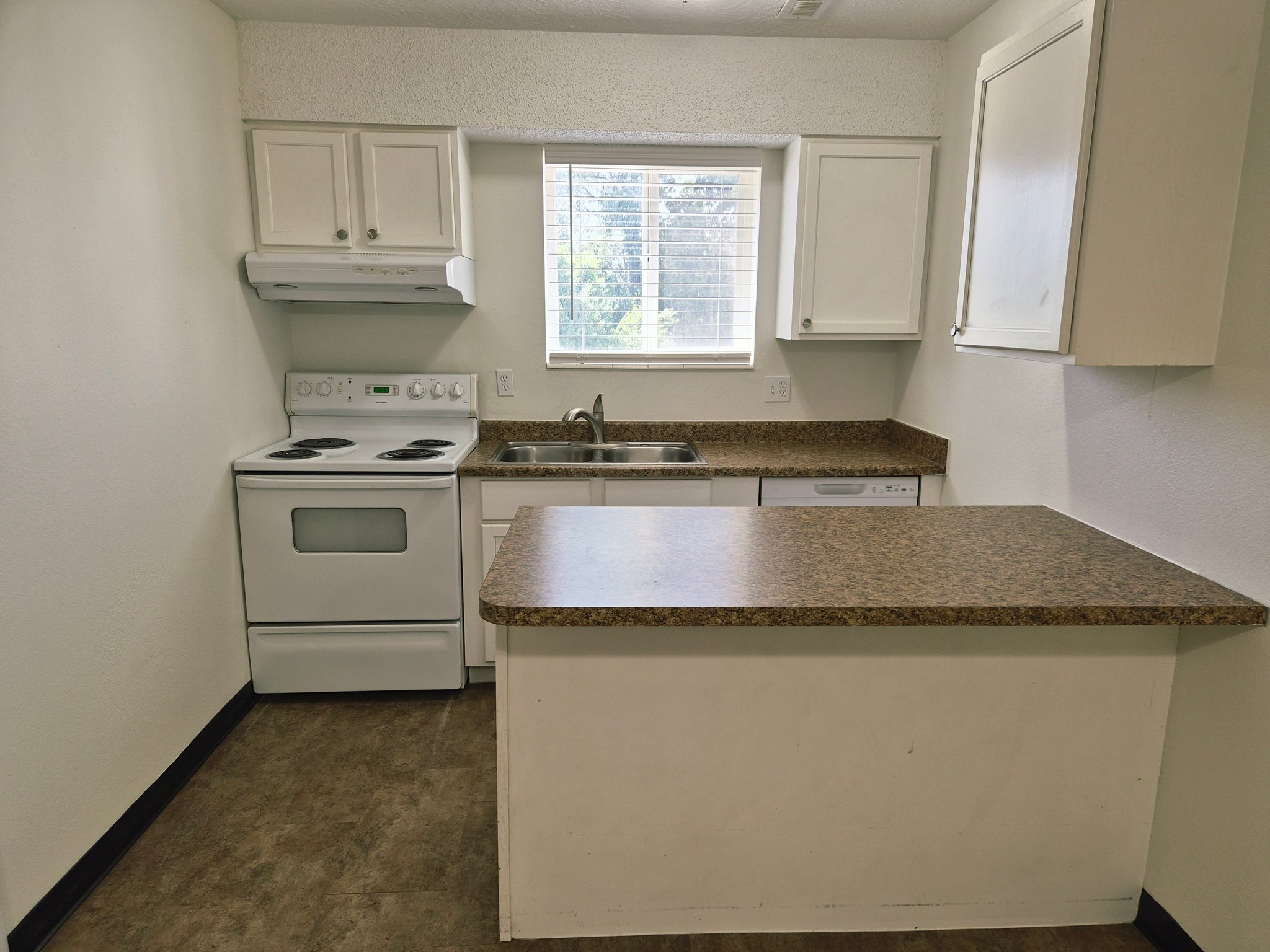 Salt Lake City Apartment: 2736 S Adams St