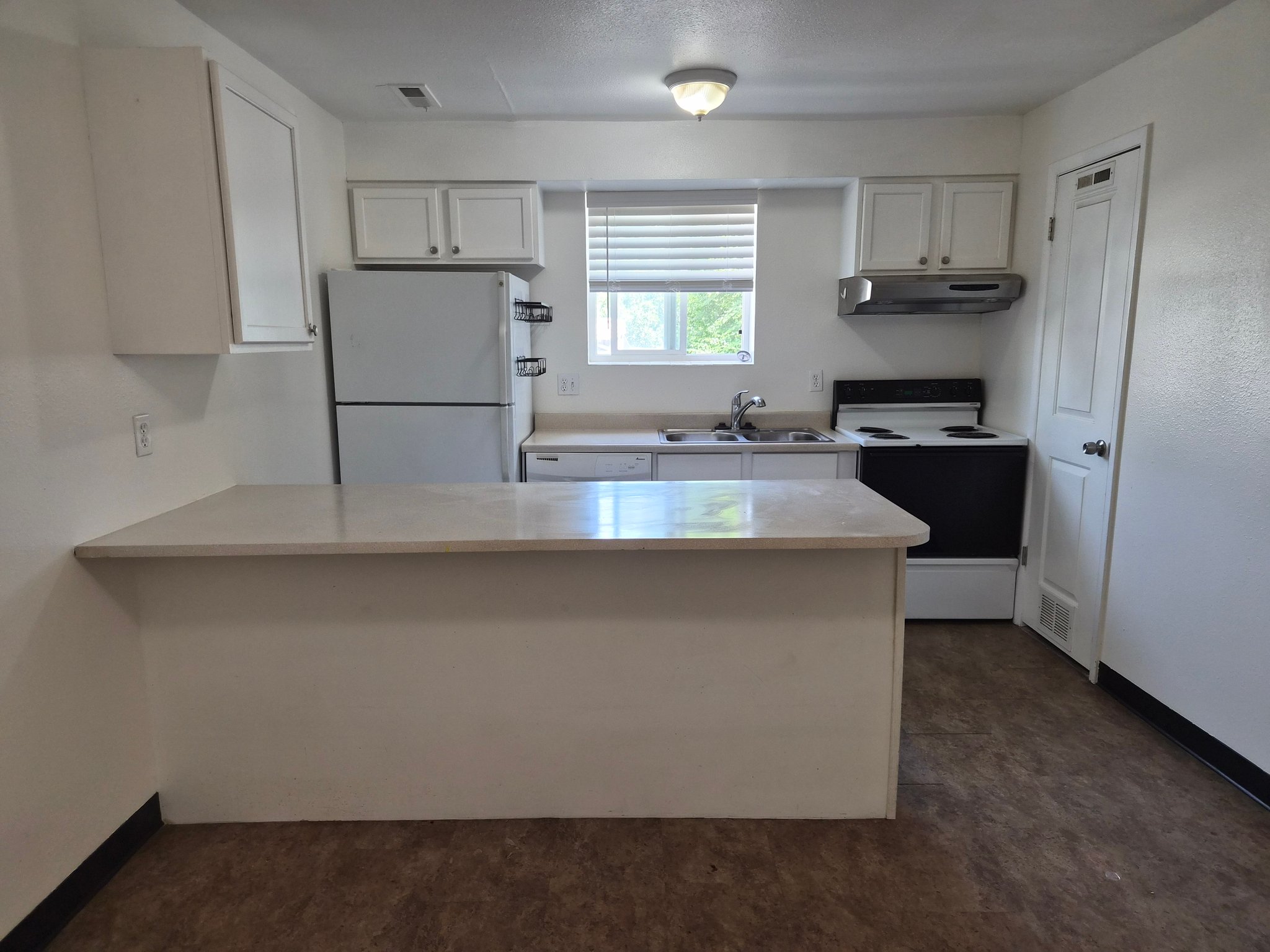 Salt Lake City Apartment: 2736 S Adams St