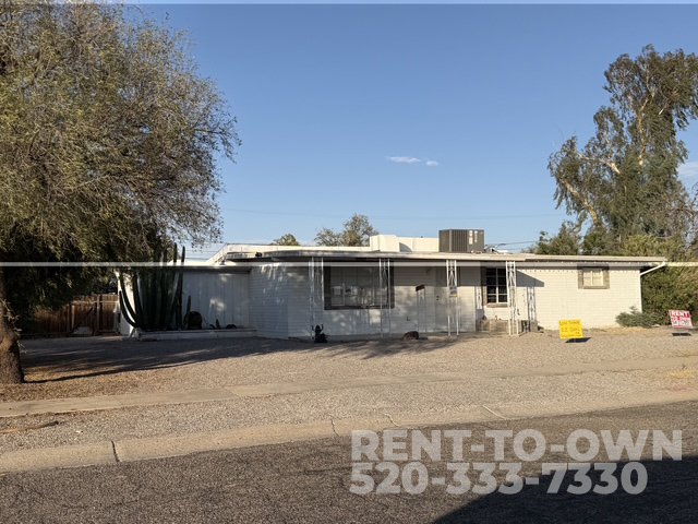Tucson House: 941 S Baylor Dr