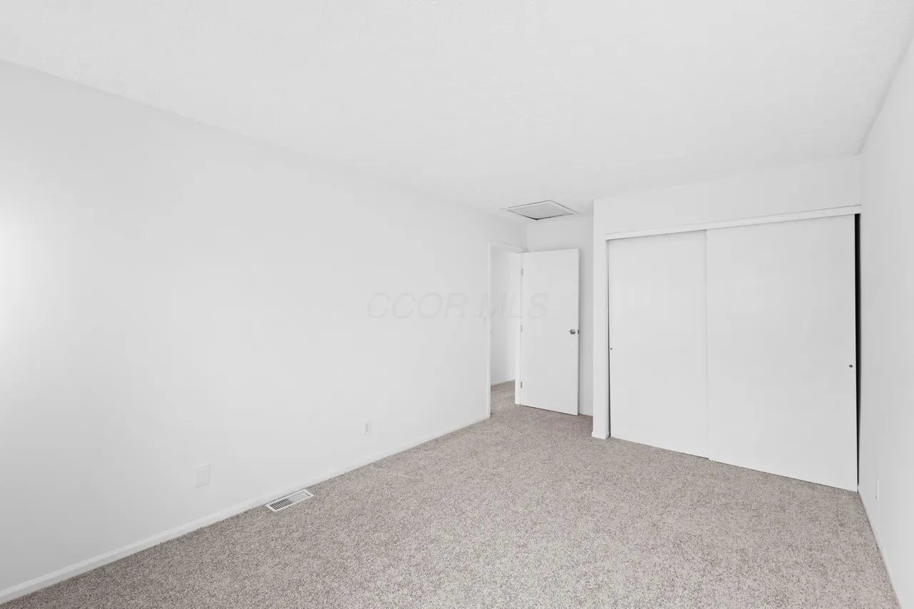Columbus House: 4840 Briston Drive,