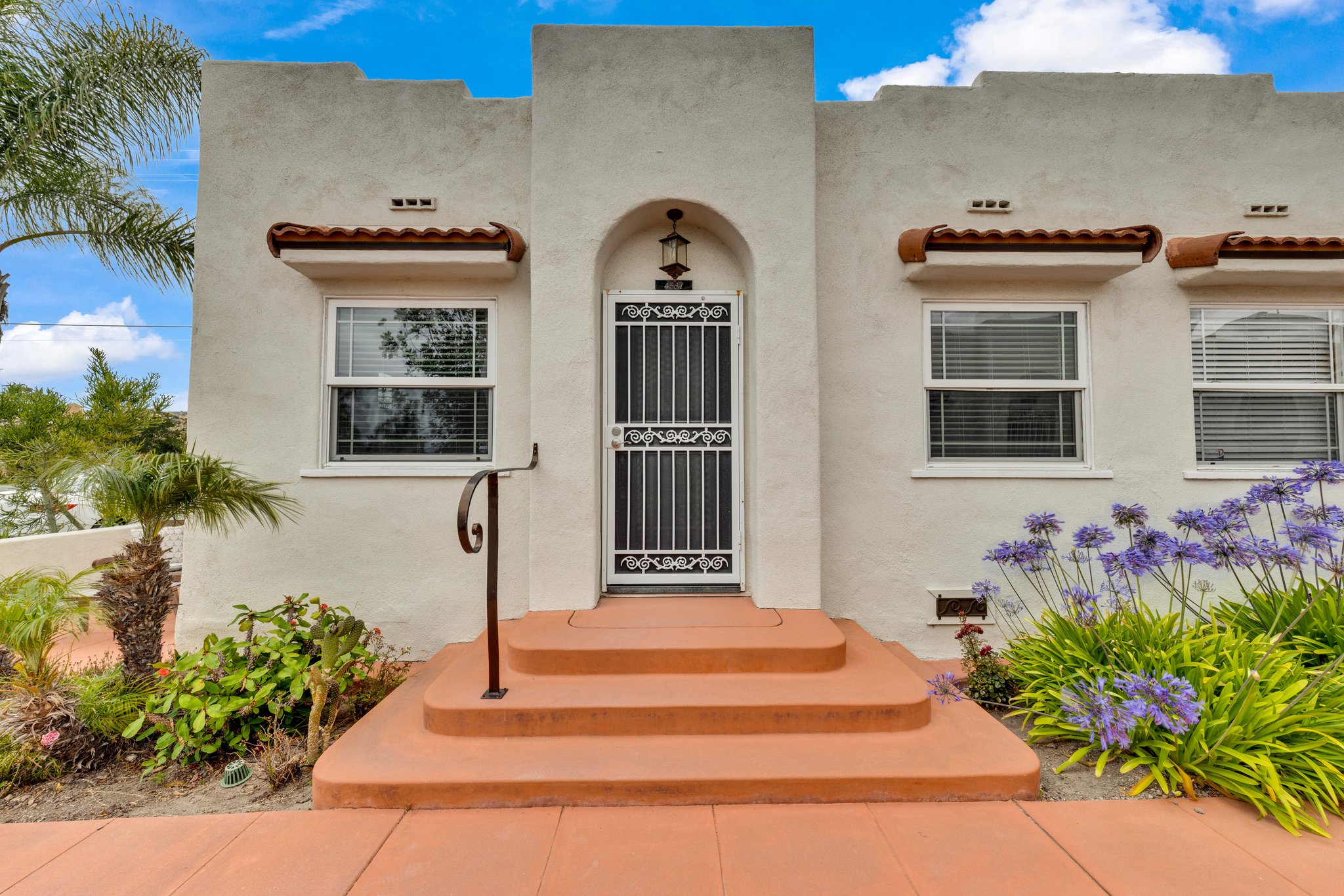San Diego Condo: 4587 Campus Ave