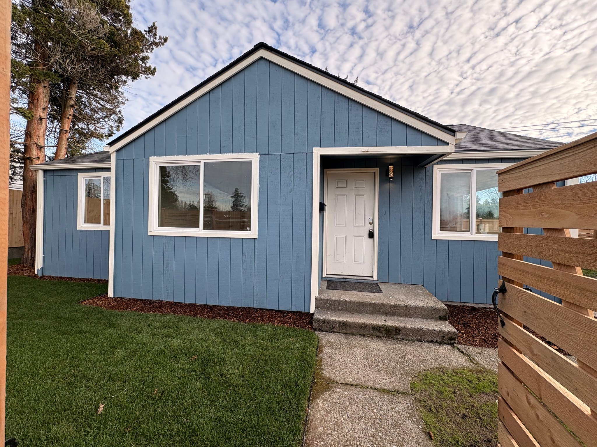 Seattle House: 13610 8th Ave SW
