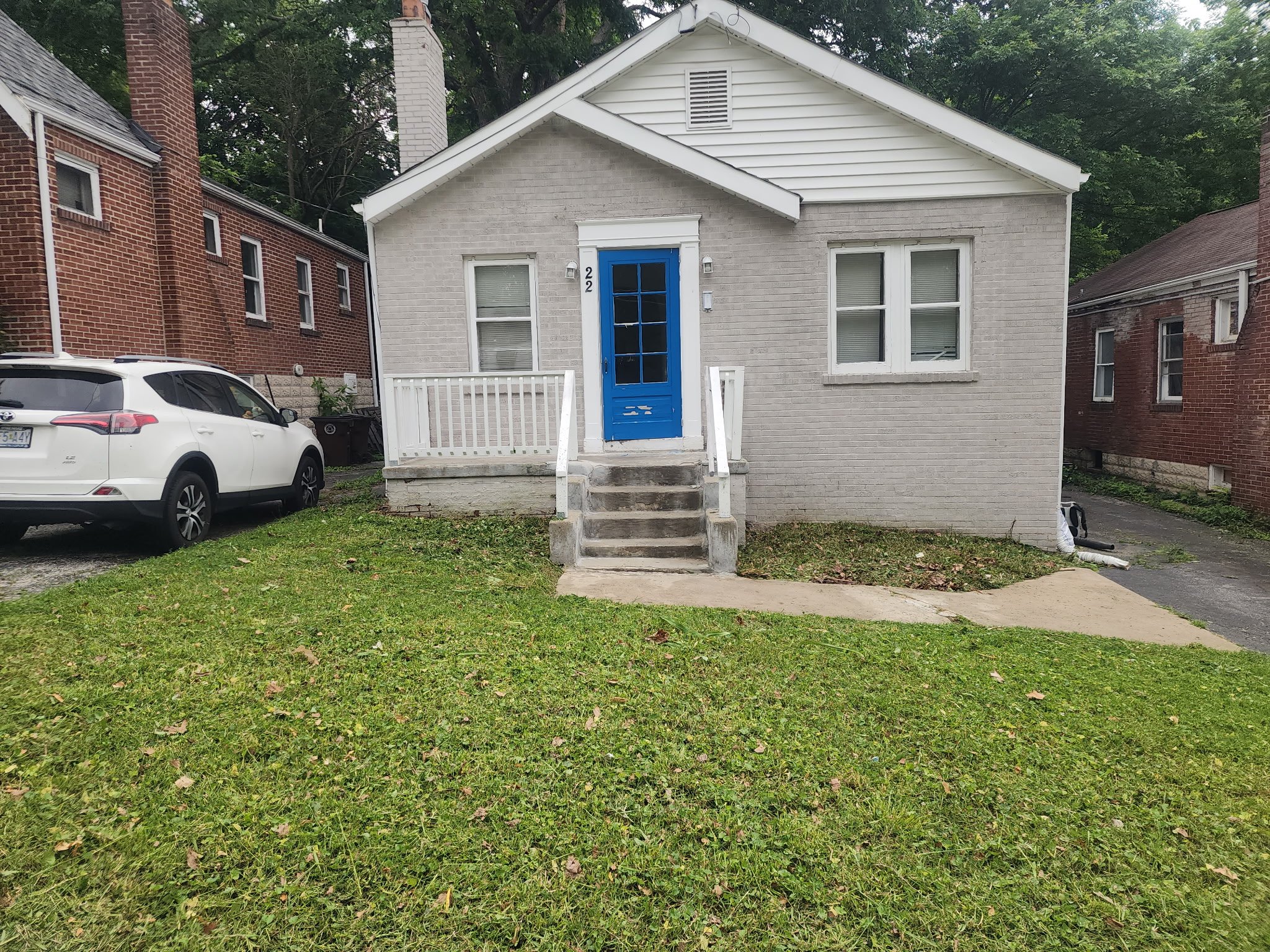St. Louis House: 22 n harvey