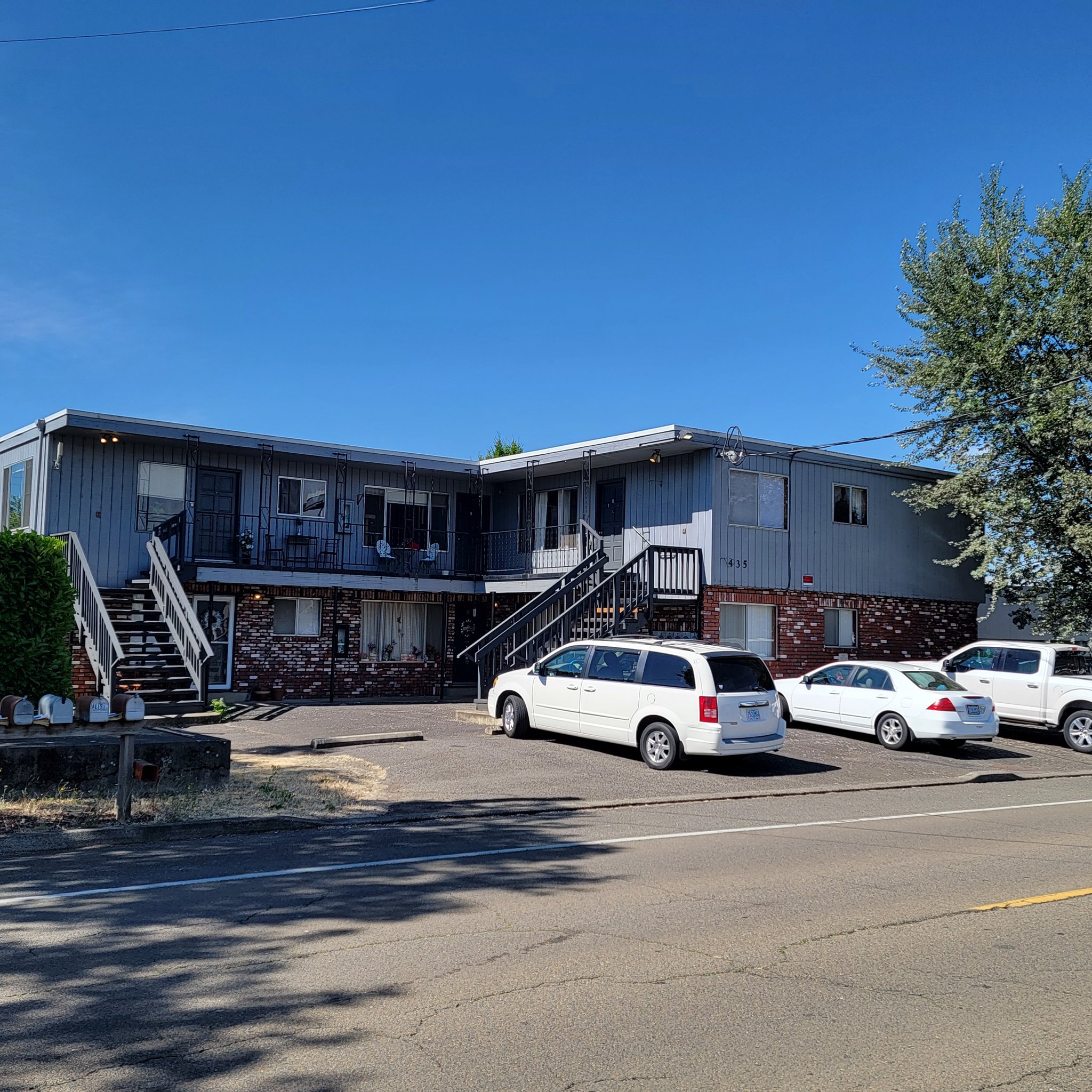 Roseburg Apartment: 435 Newton Creek Road #D.