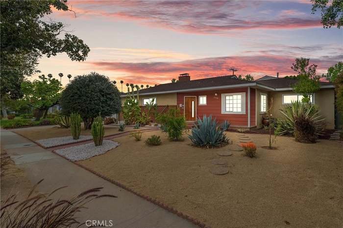 Santa Ana House: 2528 French St