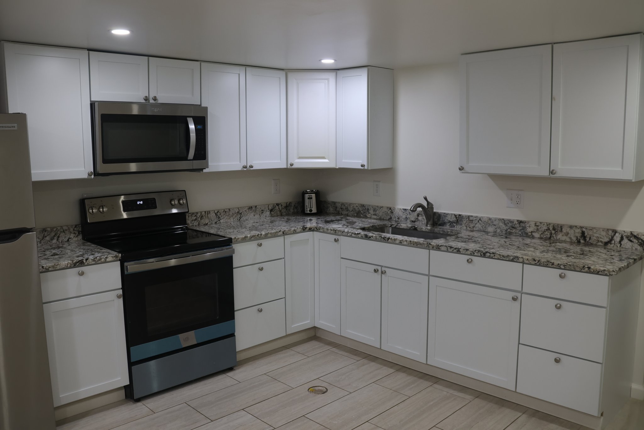 Hazel Park House: 1542 E. George St