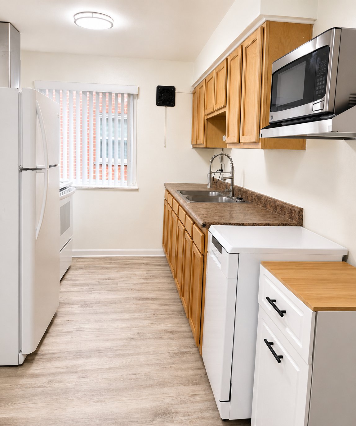Cincinnati Multiplex: 3642 Northdale Place Apt 2