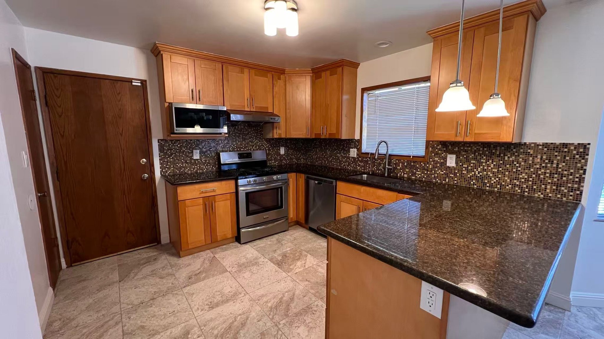 Fremont House: 5033 Conde Ct