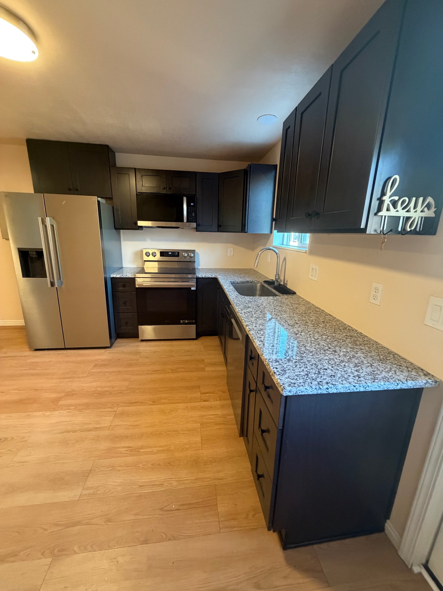 Provo Apartment: 190 E 4380 N Unit 1