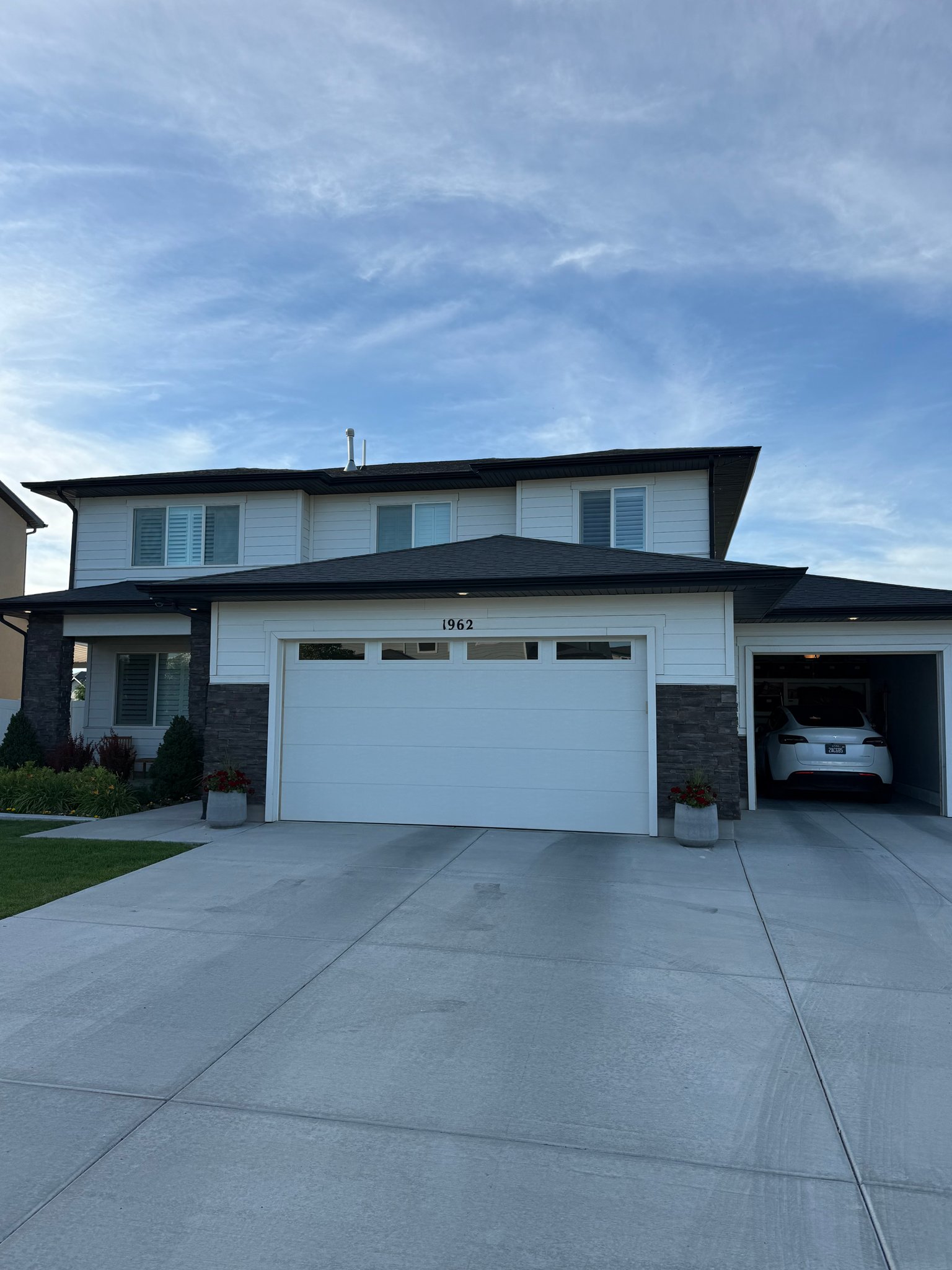Woods Cross House: 1962 W 2075 S