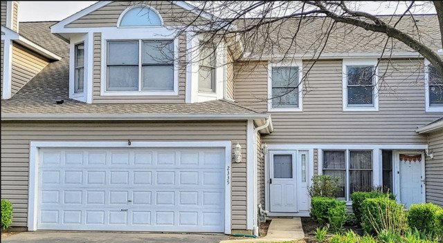 Schaumburg Townhome: 2335 Hamilton Pl