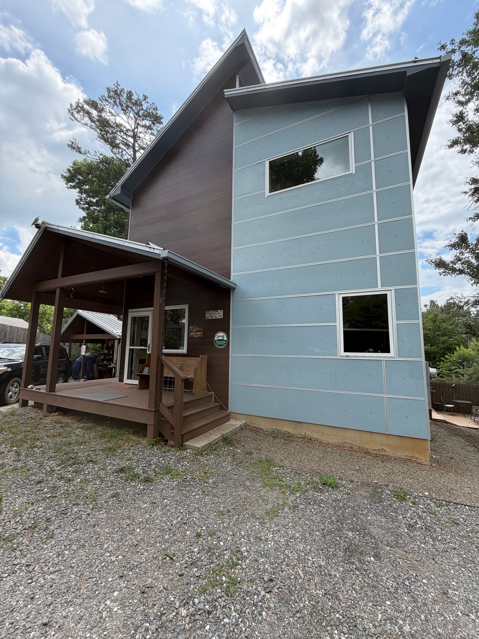 Asheville House: 82 Wood Ave