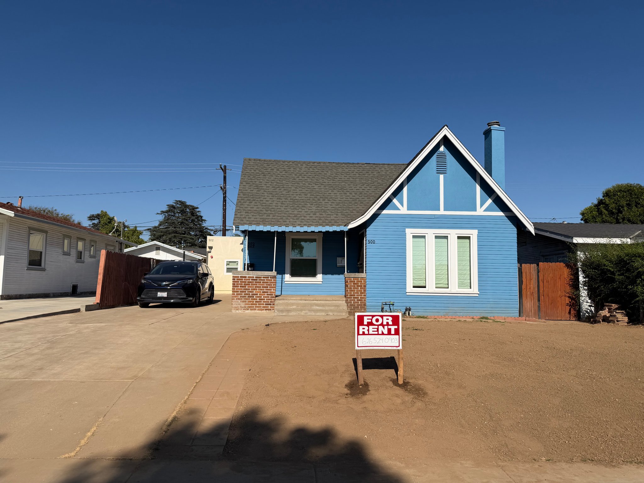 Alhambra House: 500 S Meridian Ave