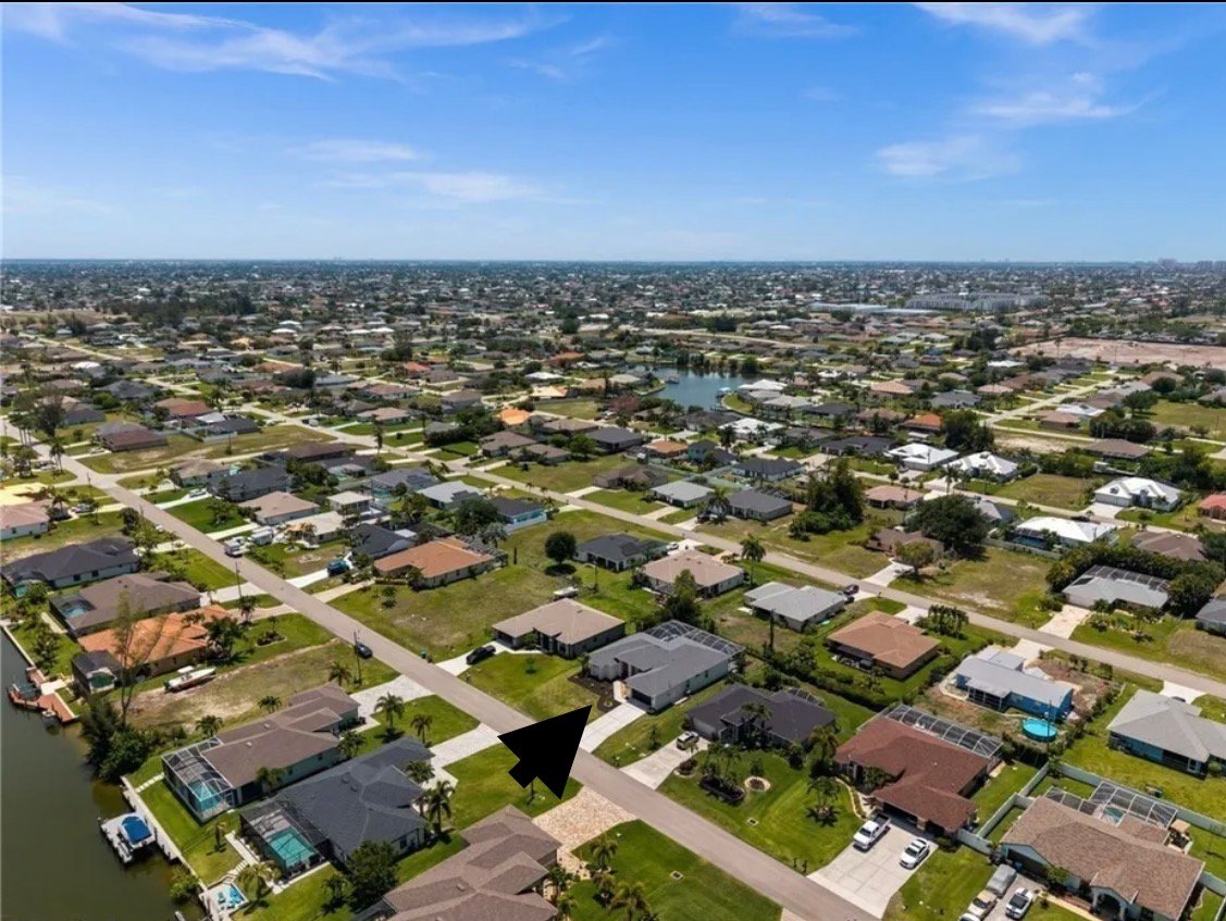 Cape Coral House: 1824 SW 29th Ter