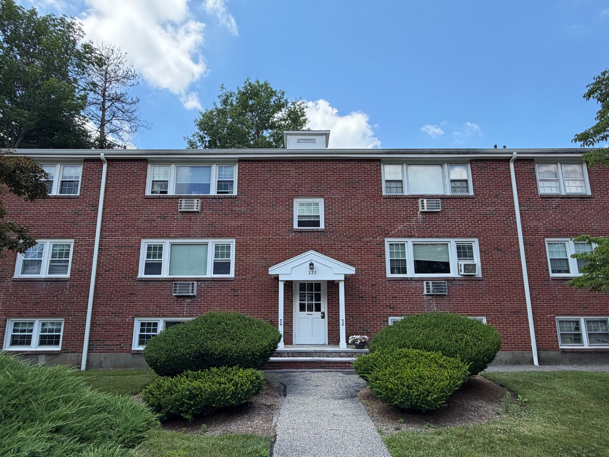 Walpole Condo: 222 School Street