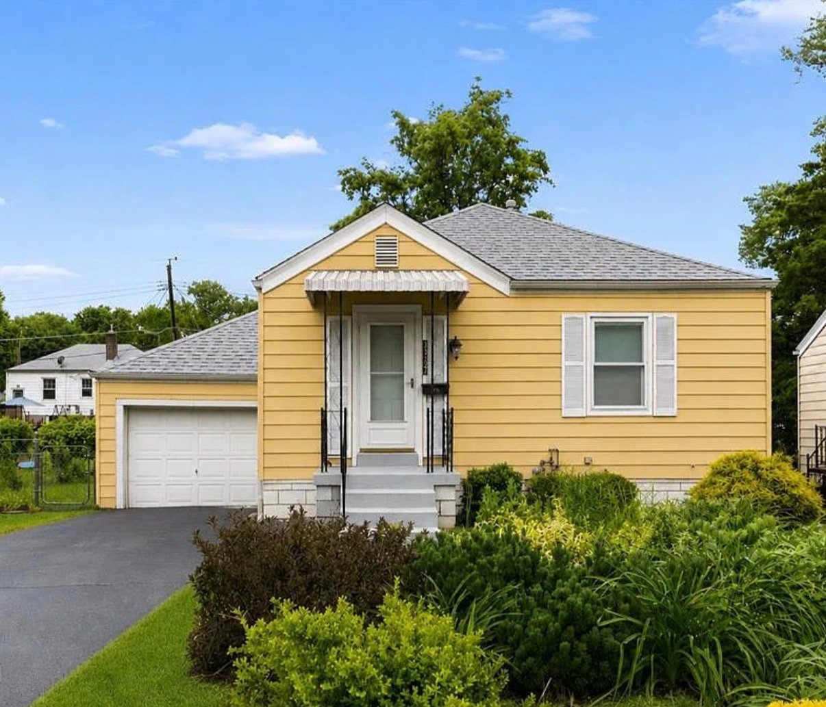 St Ann House: 3557 st joachim