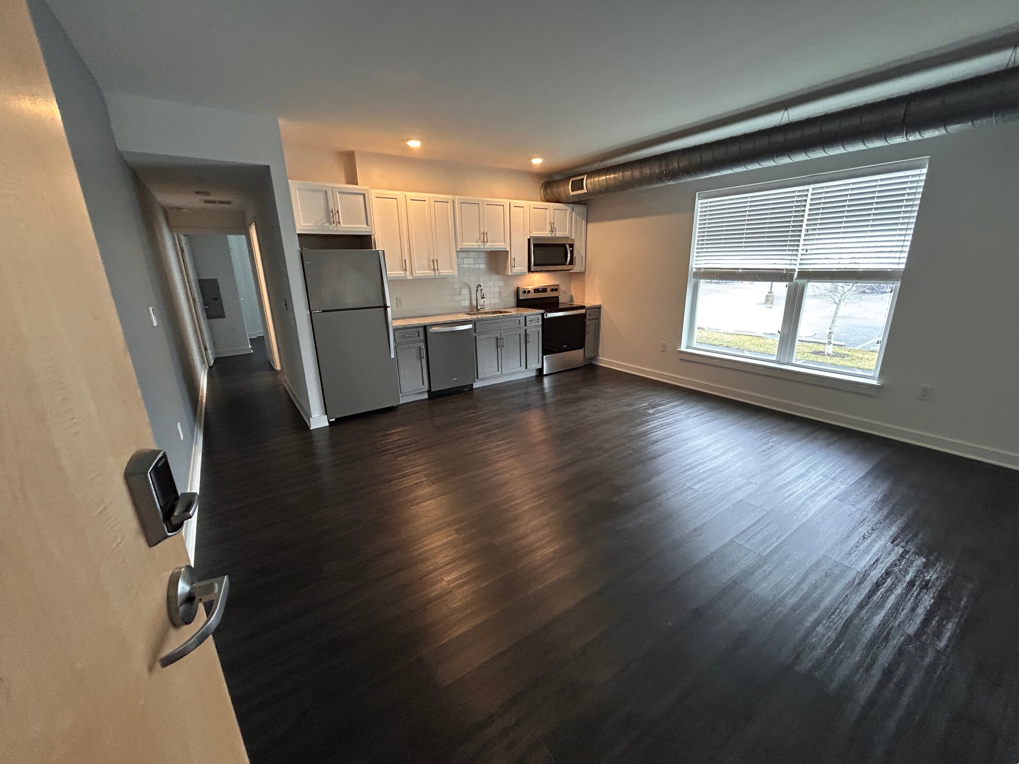 Lancaster Apartment: 550 New Holland Ave