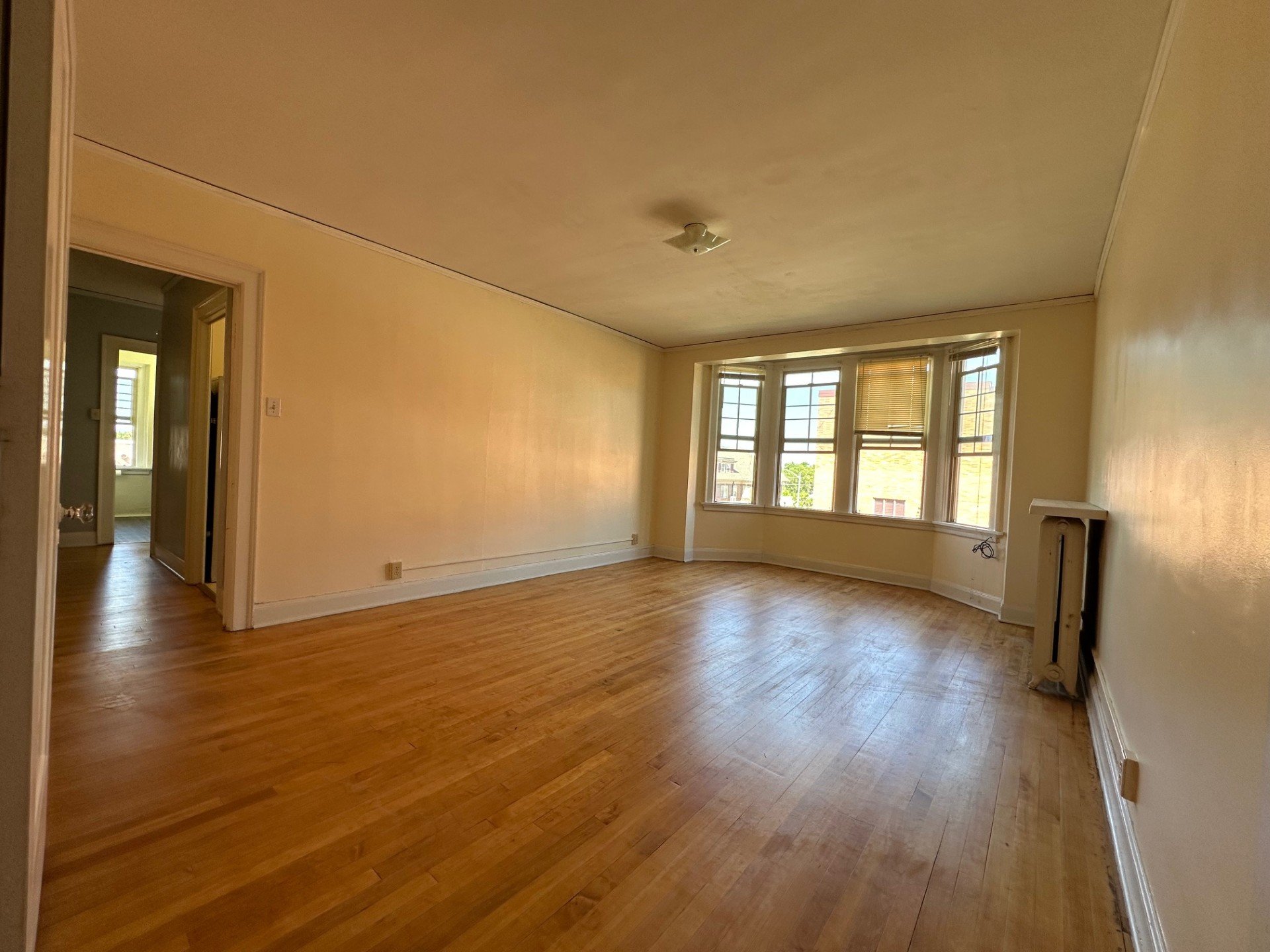 Helena Apartment: 440 N park ave