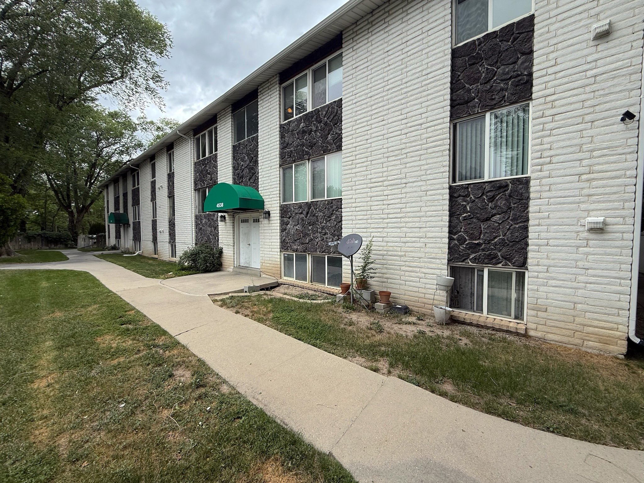 Murray Condo: 4538 S 700 E