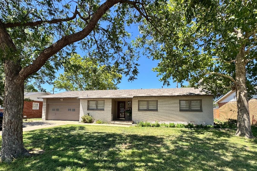 Amarillo House: 3112 Mockingbird Ln