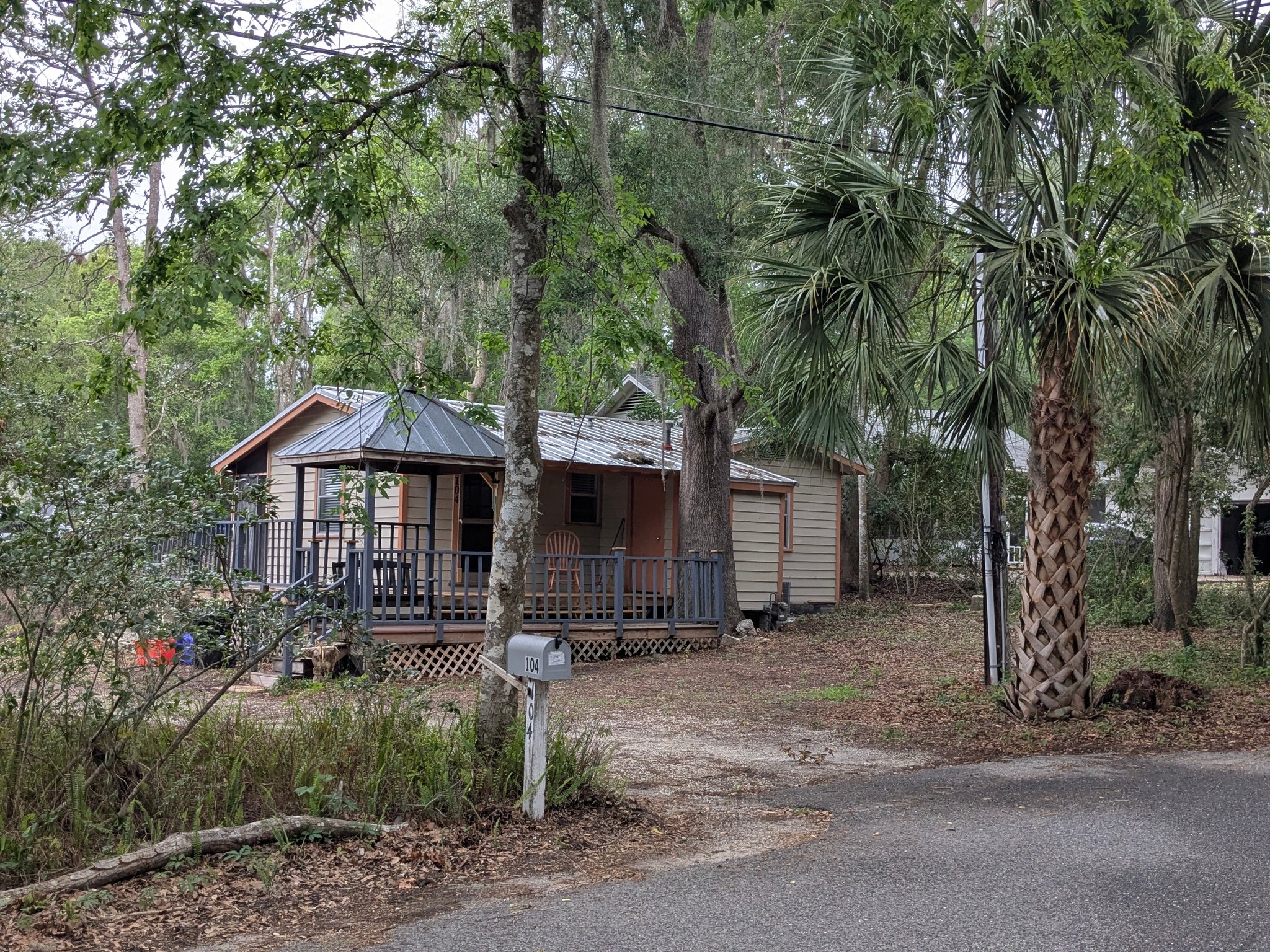 Gainesville House: 104 NW 23rd Drive