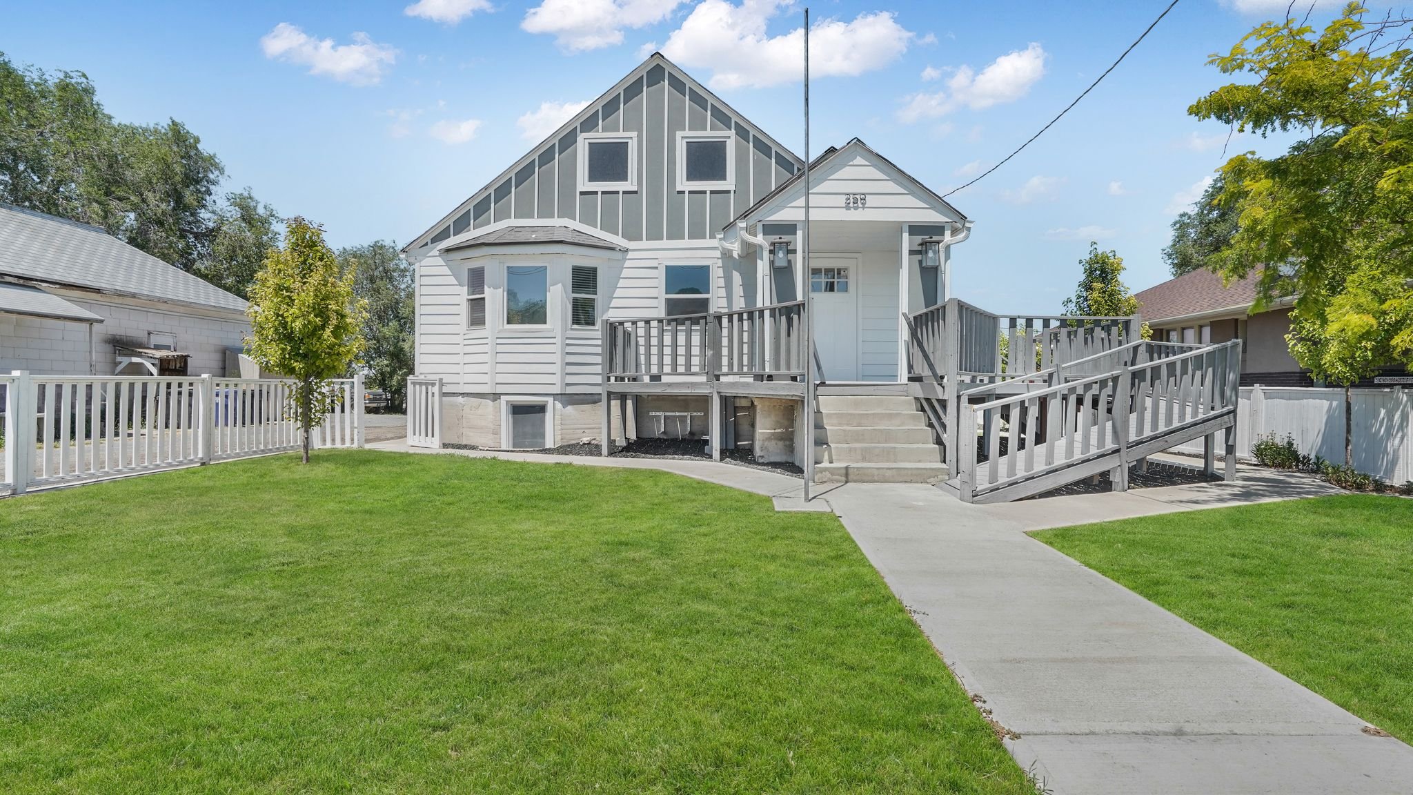 grantsville House: 259 E Main St