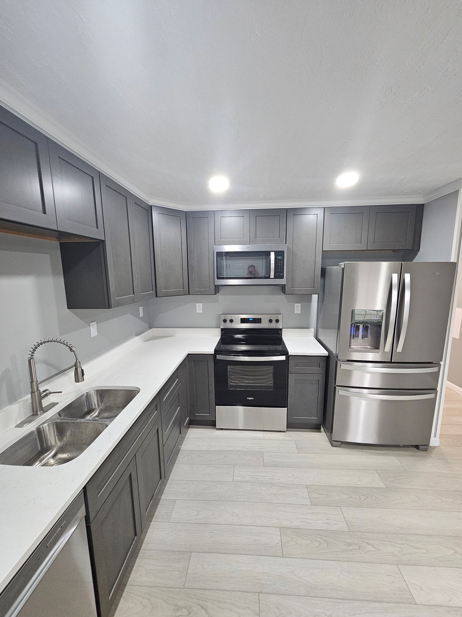 Barboursville House: 102 Martin Dr