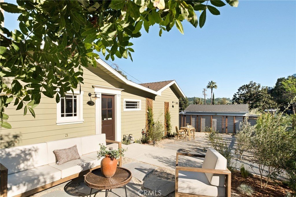Los Angeles House: 611 N Avenue 48
