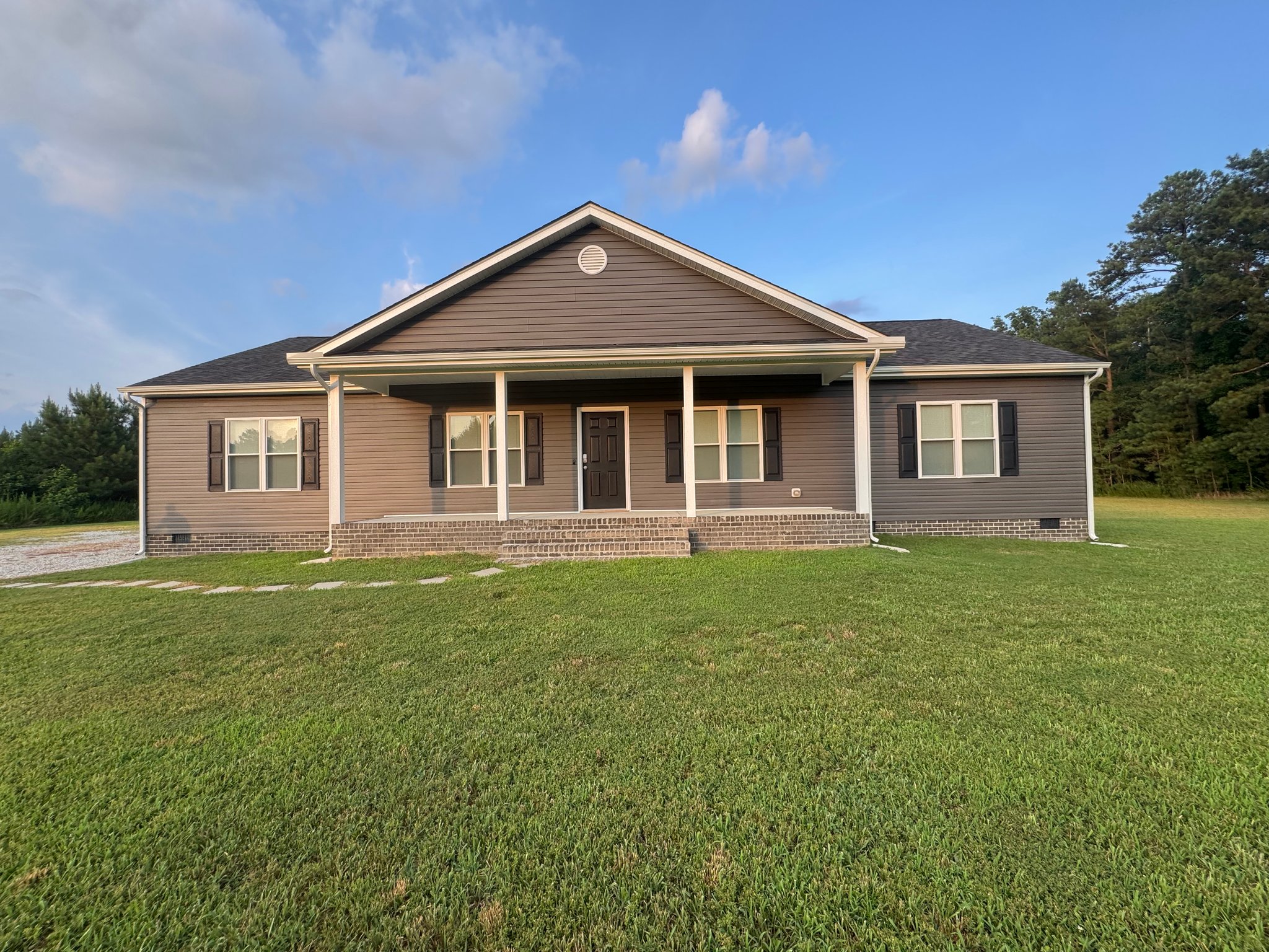 Prince George House: 7255 Mount Hope Road