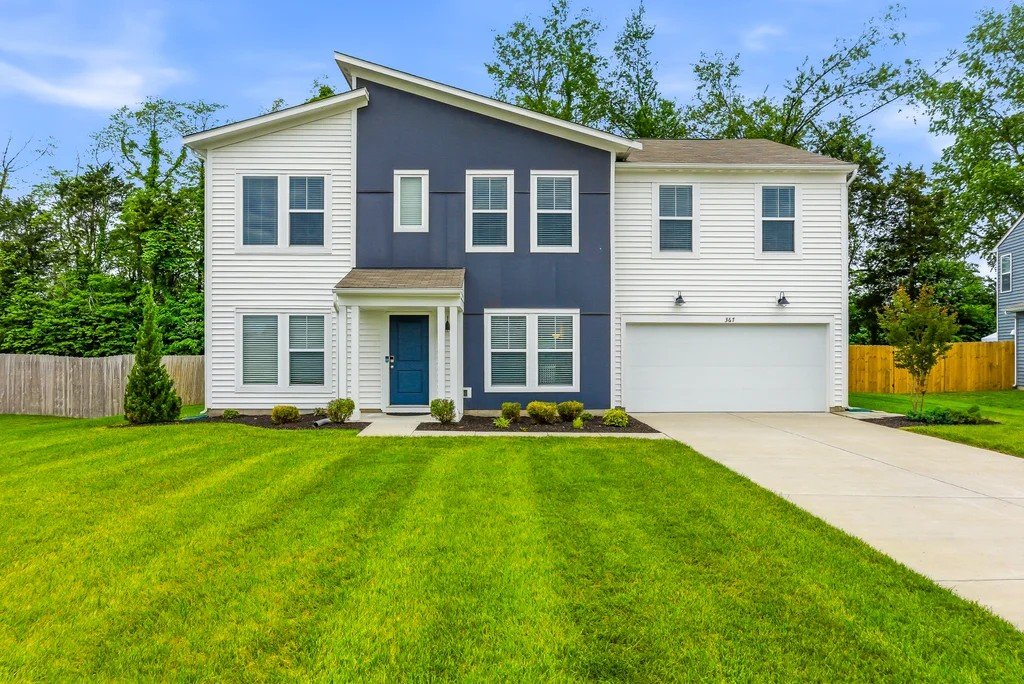Shepherdsville House: 367 Birchwood Dr.