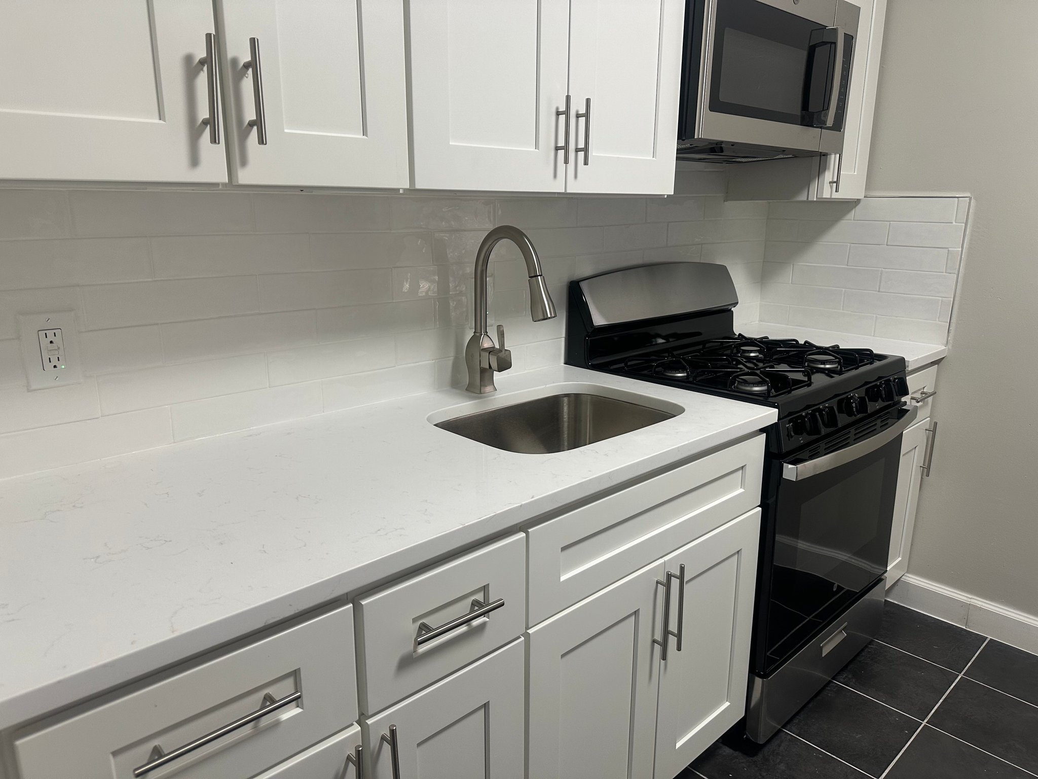Jersey City Apartment: 317 Union Street