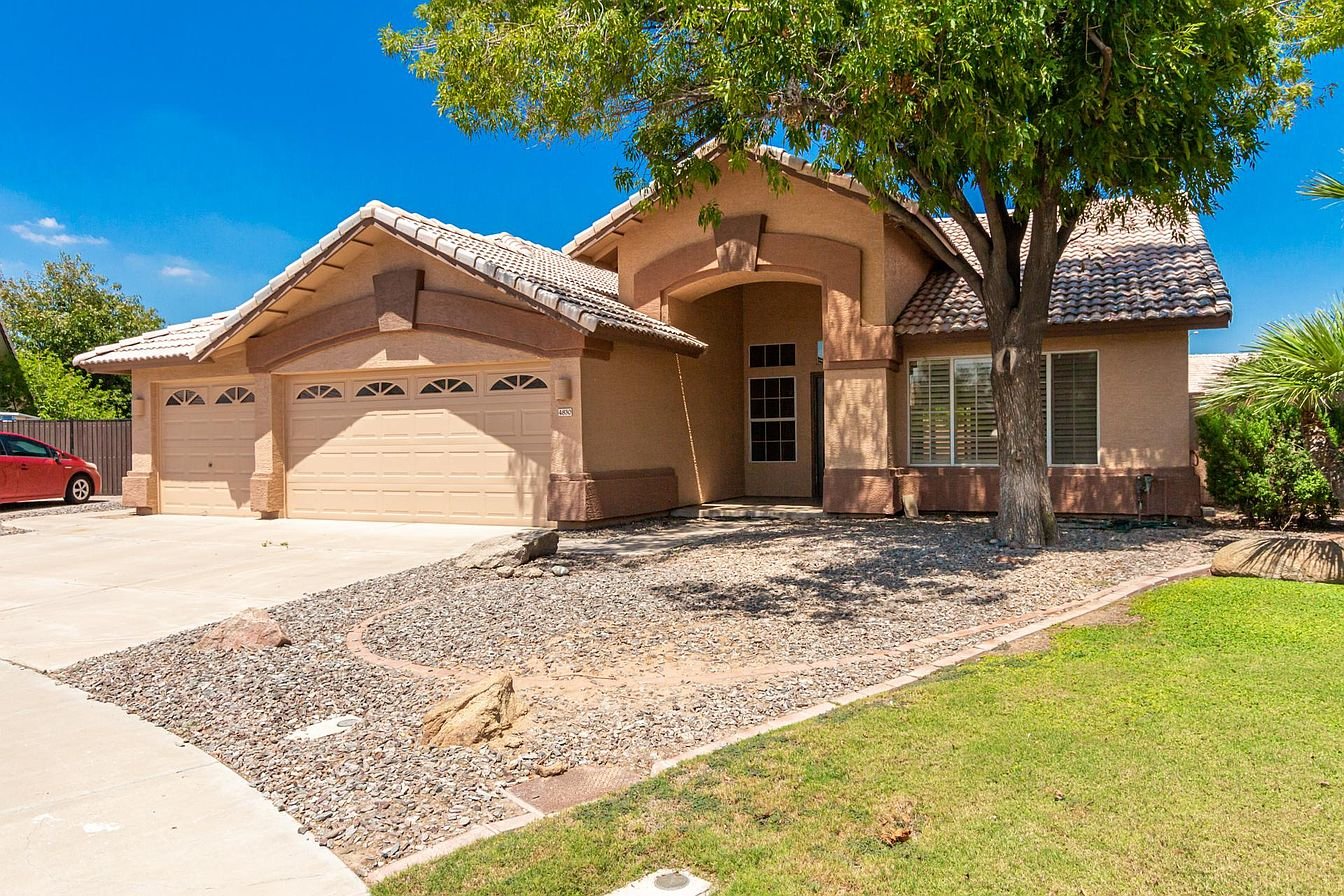Chandler House: 4830 W Geronimo St