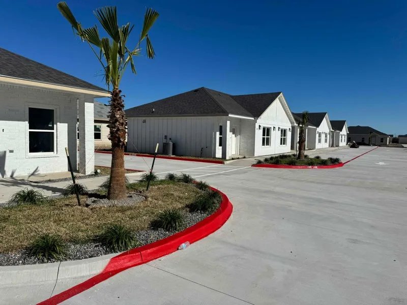 Harlingen Apartment: 1806 Atrium Pl Dr.