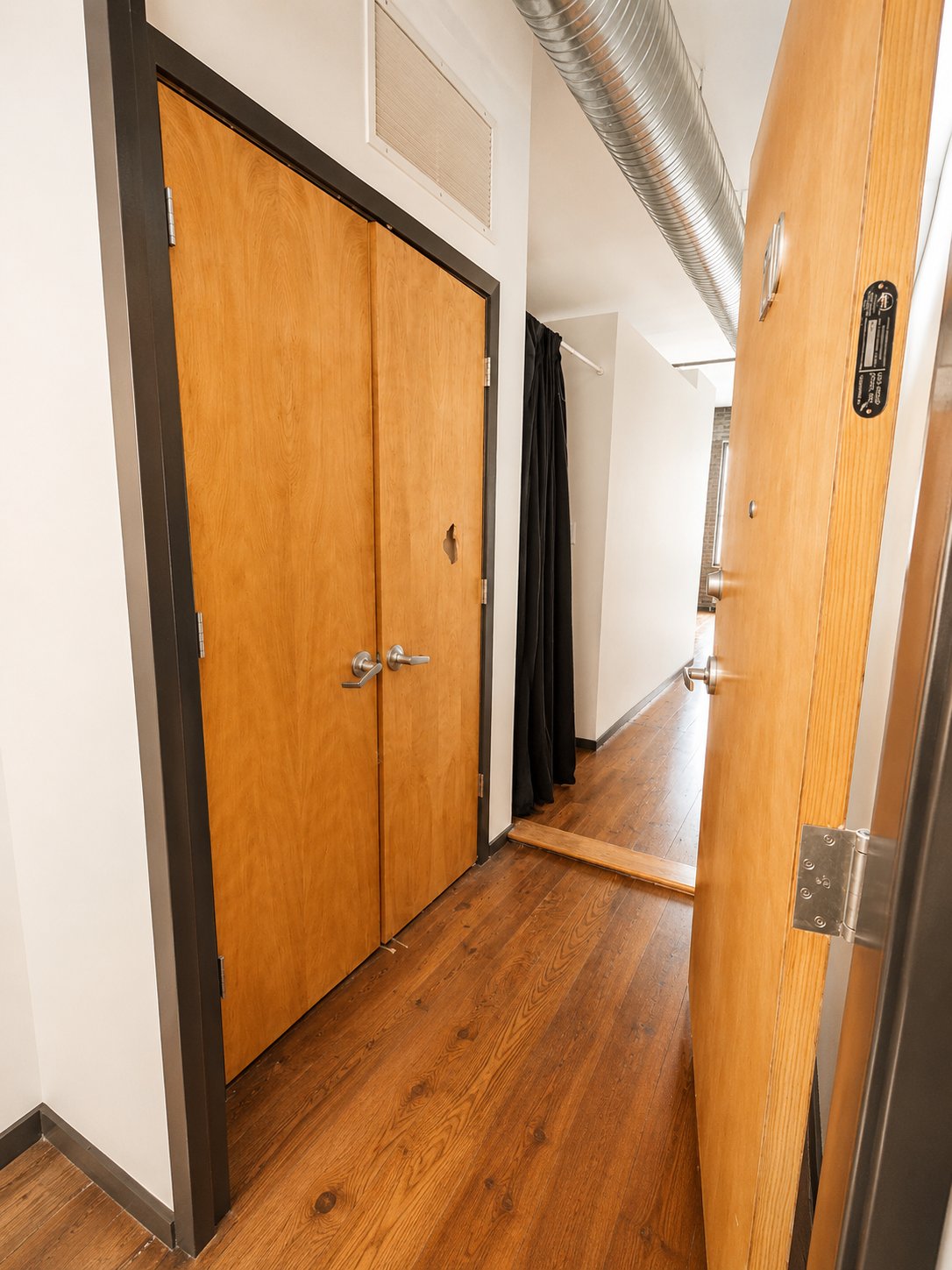 Richmond Apartment: 110 S 15th St, VA 23219