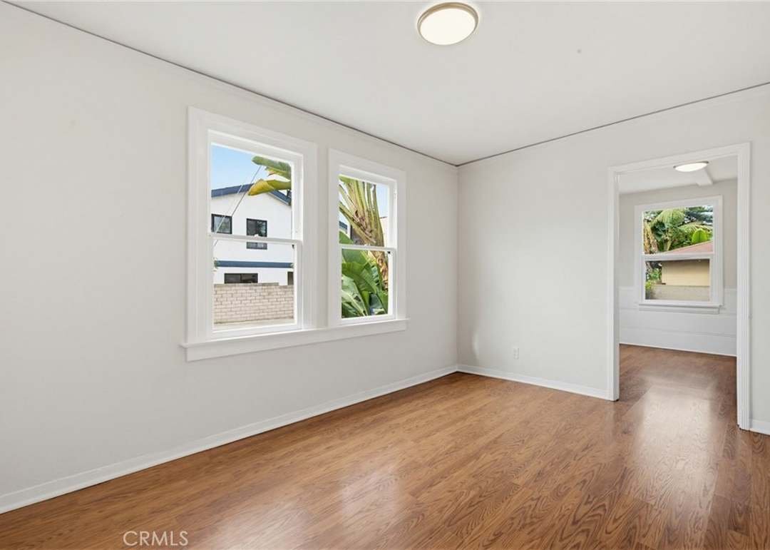 Hermosa House: 117 Prospect Ave