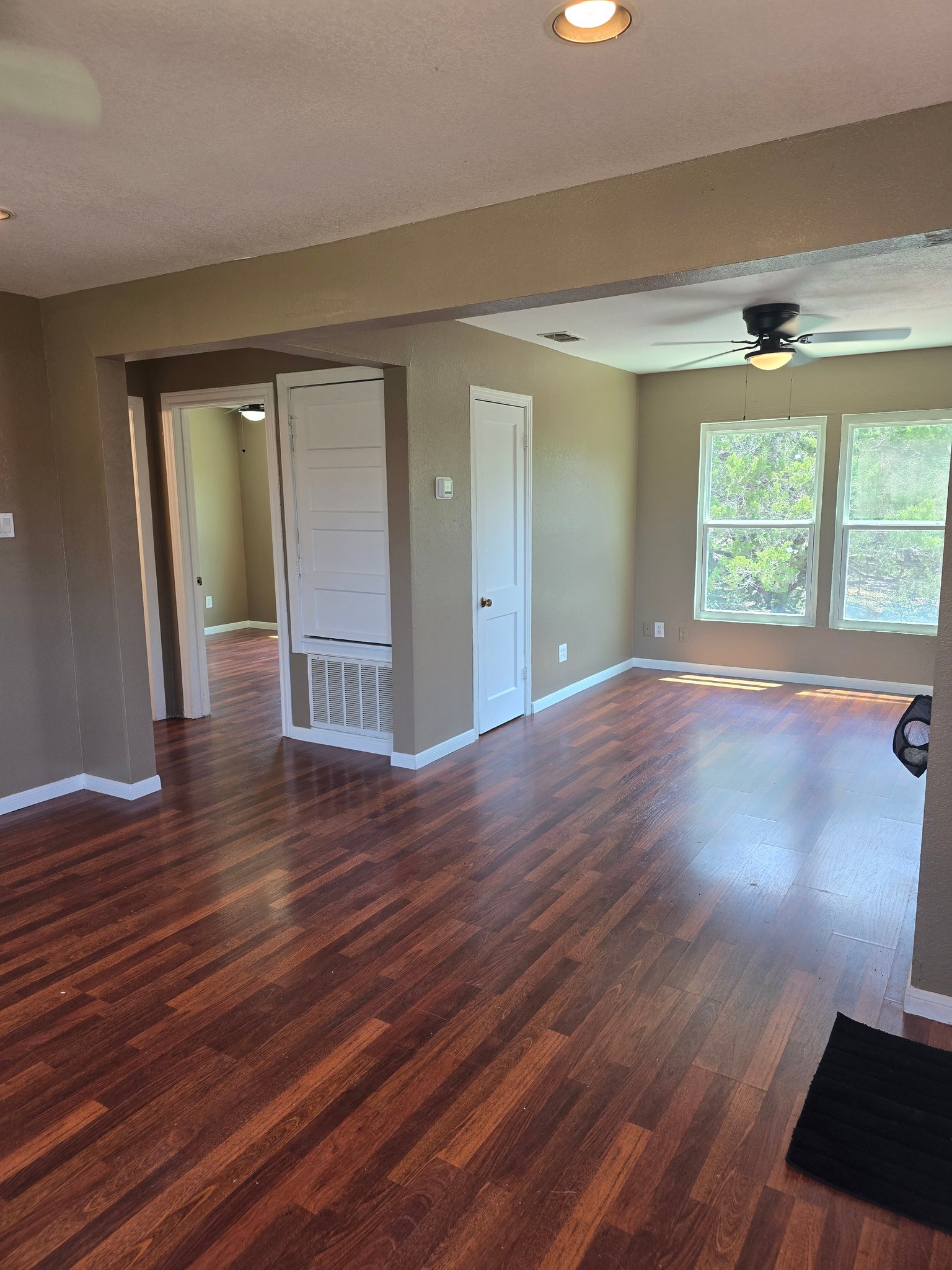 Boerne House: 29c Dodge Rd