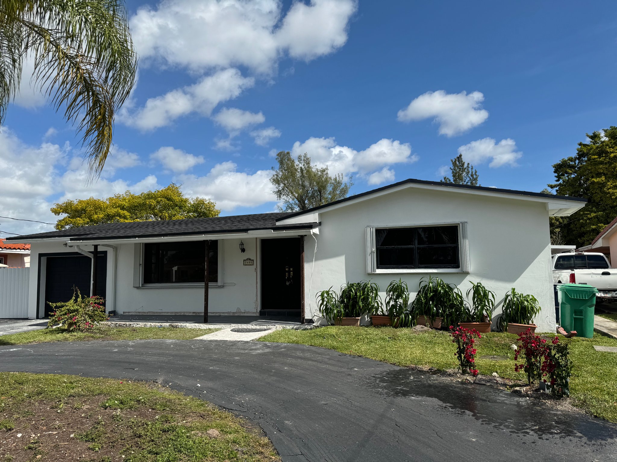 Miami House: 7495 S Waterway Drive