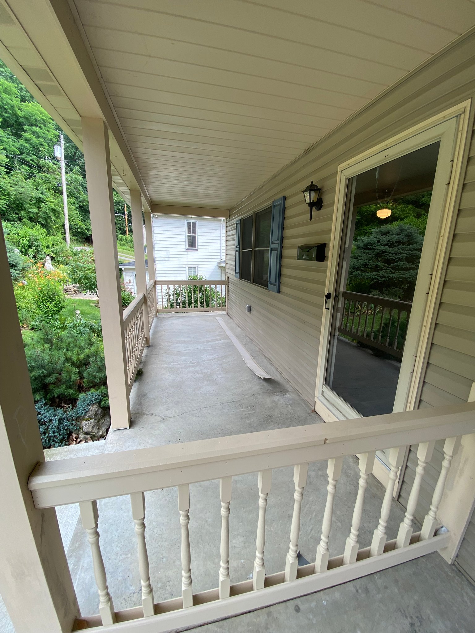 Carnegie Townhome: 140 Run Street